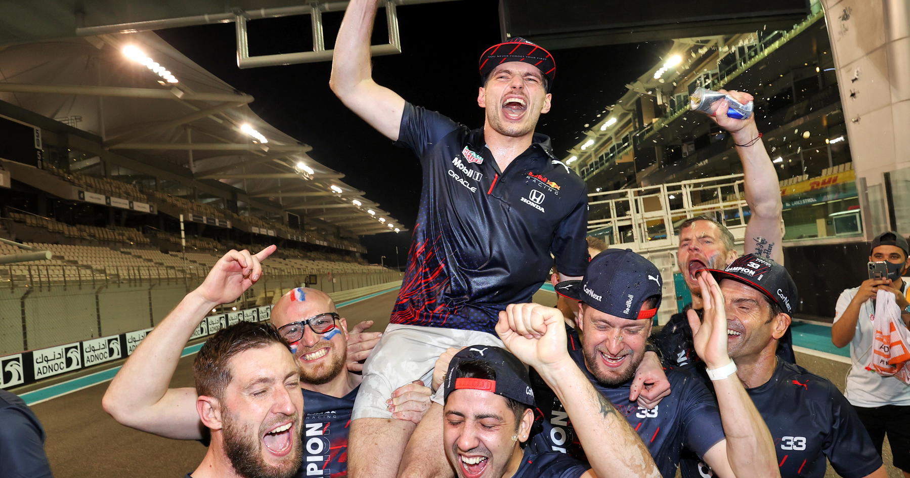 Fans F1: Kemenangan Nurburgring Bukan Prestasi Terbesar Verstappen