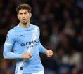 Glenn Hoddle Sarankan Chelsea Rekrut John Stones dari Manchester City