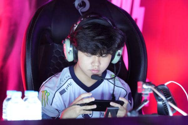 Hasil MPL ID S17 W8 TLID vs RRQ: Kuroky Jadi EXP Laner