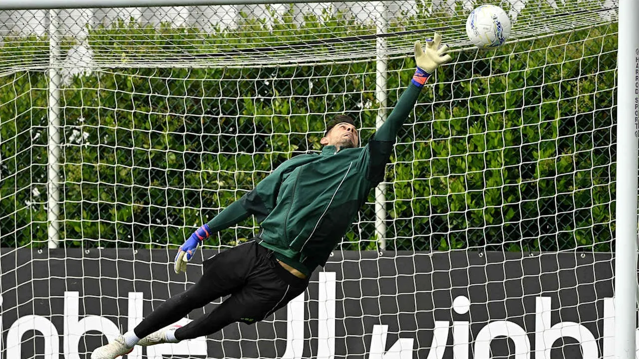 Juventus Bakal Pertahankan Mattia Perin di Musim Panas?