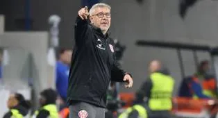 Mainz Sudah Aman, Tapi Urs Fischer Tak Mau Timnya Main Santai