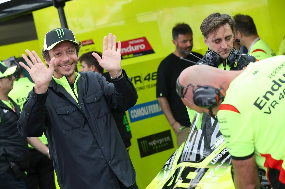Morbidelli: Rossi Sejajar dengan Jordan dan Messi - sumber: (motorsport)