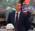 Oilers Pecat Kris Knoblauch Setelah Gagal di Putaran Pertama Playoff NHL