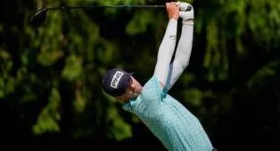 Alex Smalley Pertahankan Puncak PGA Championship 2026 Usai Putaran Ketiga