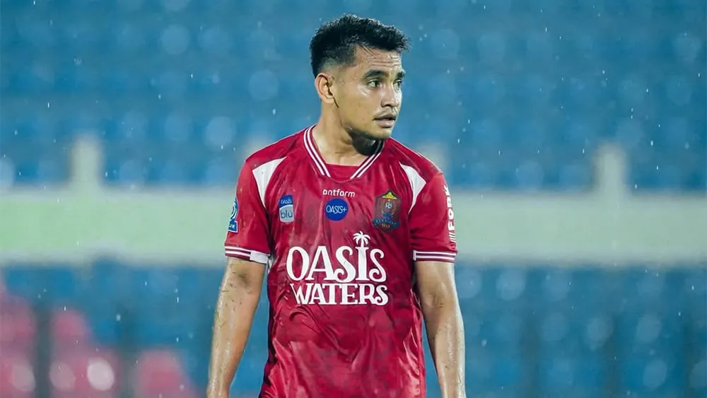 Ambrizal Umanailo Siap Tampil Santai dalam Laga Menghadapi Klub Mantan - sumber: (ileagueid)
