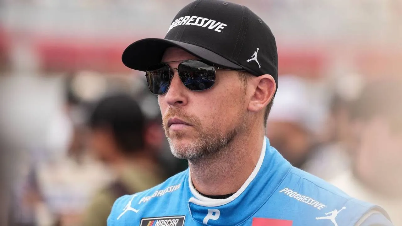 Pole position kali ini menjadi yang kedua bagi Denny Hamlin dalam ajang NASCAR All-Star. (Foto: AP)