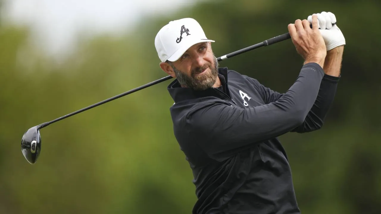 Ketika ditanya mengenai rencananya pada 2027 di tengah ketidakpastian LIV Golf, Dustin Johnson tidak memberikan jawaban pasti. (Foto: Golf Digest)