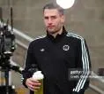 Fabian Schar Terancam Sudah Mainkan Laga Terakhir di Newcastle