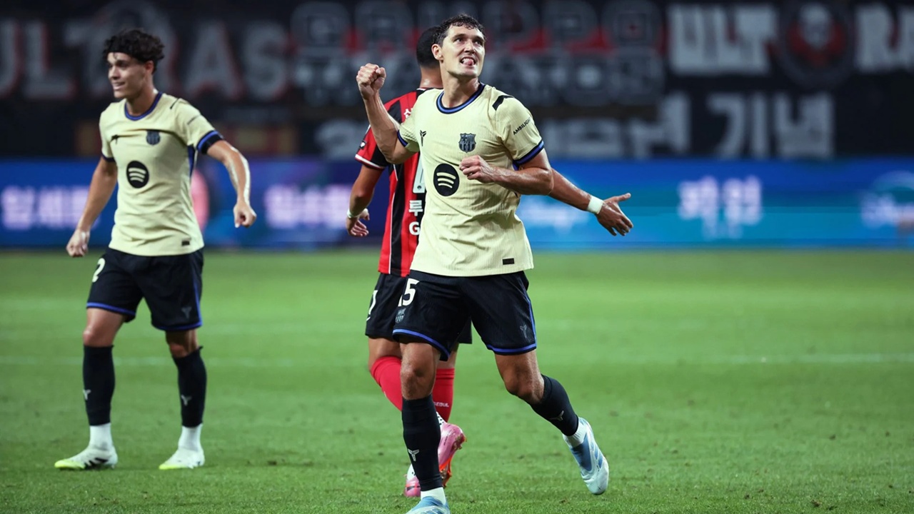 Hansi Flick Berencana Pertahankan Andreas Christensen