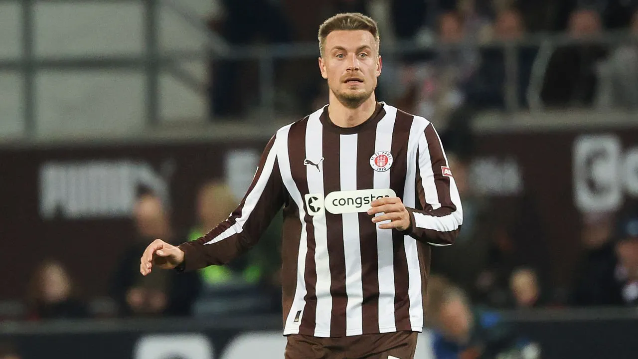 Hauke Wahl Sedih St Pauli Degradasi, Tapi Salut dengan Loyalitas Fans