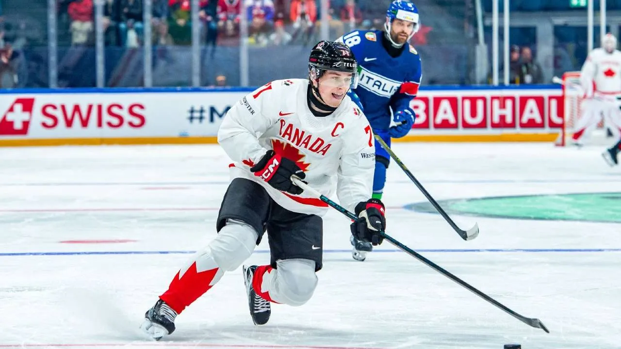 Selain Macklin Celebrini, Kanada juga mendapat gol dari Dylan Holloway, Fraser Minten, Evan Bouchard, dan Ryan O'Reilly. (Foto: AP)