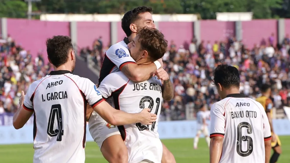 Marcos Reina Terpukau oleh Atmosfer Laga Persik Kontra Persija - sumber: (ileagueid)