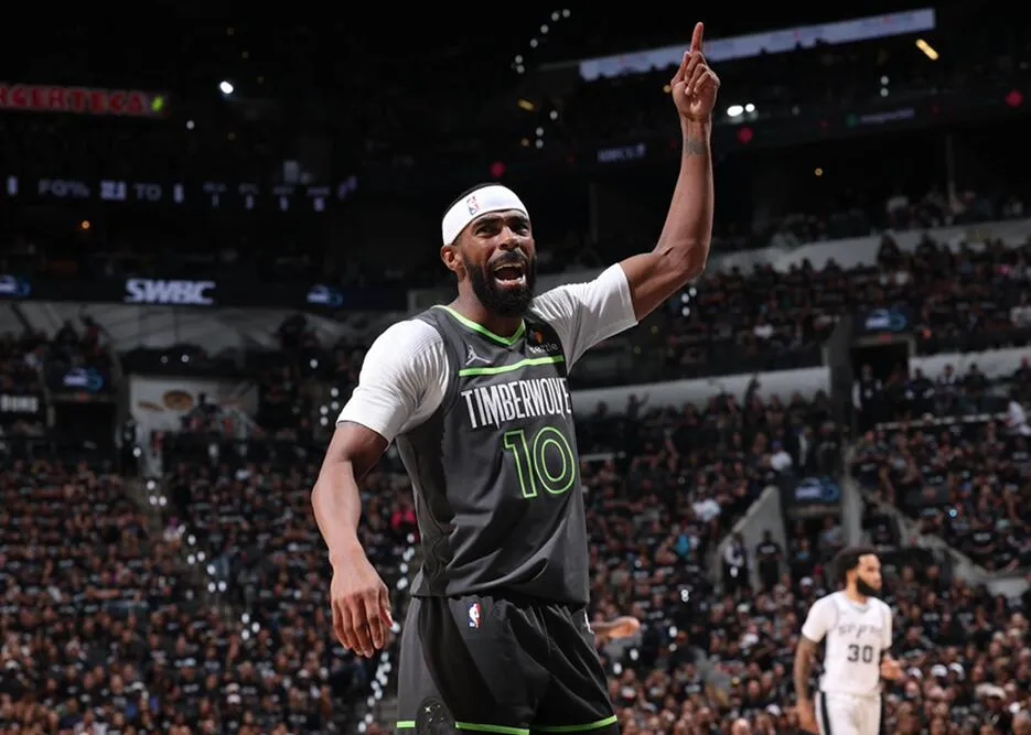 Mike Conley Rencanakan Satu Musim Lagi di NBA Sebelum Pensiun - sumber: (mainbasket)