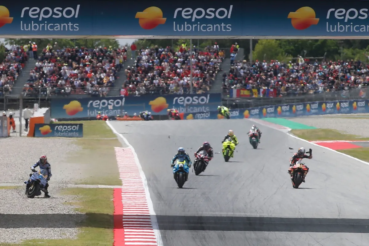 Pedro Acosta Kritik Keputusan GP Catalunya: “Tragis Kita Bersikap Seolah Tak Terjadi Apa-apa” - sumber: (motorsport)