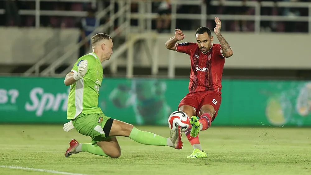 Persis Berjuang Pertahankan Status di Super League - sumber: (ileagueid)