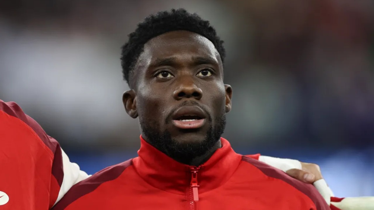 Petinggi Bayern: Kami Masih Berusaha Agara Alphonso Davies Main di PD 2026