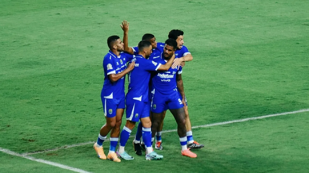 Persib Bandung bertekad meraih poin penuh di kandang PSM Makassar