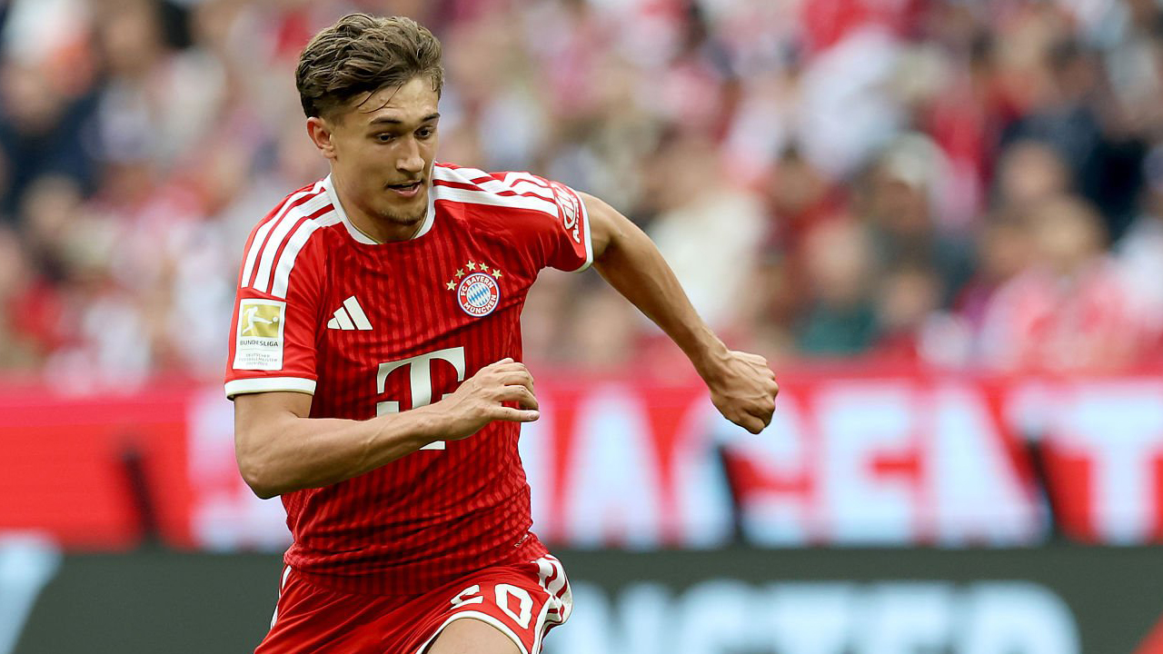 Tom Bischof Bahagia Raih Trofi Bundesliga Pertamanya Bersama Bayern Munich