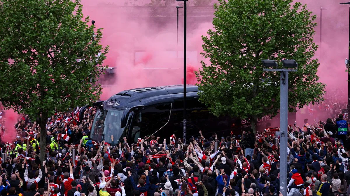 Arteta Ingin Dukungan Fans Arsenal Seperti Lawan Atletico - sumber: (footballlondon)