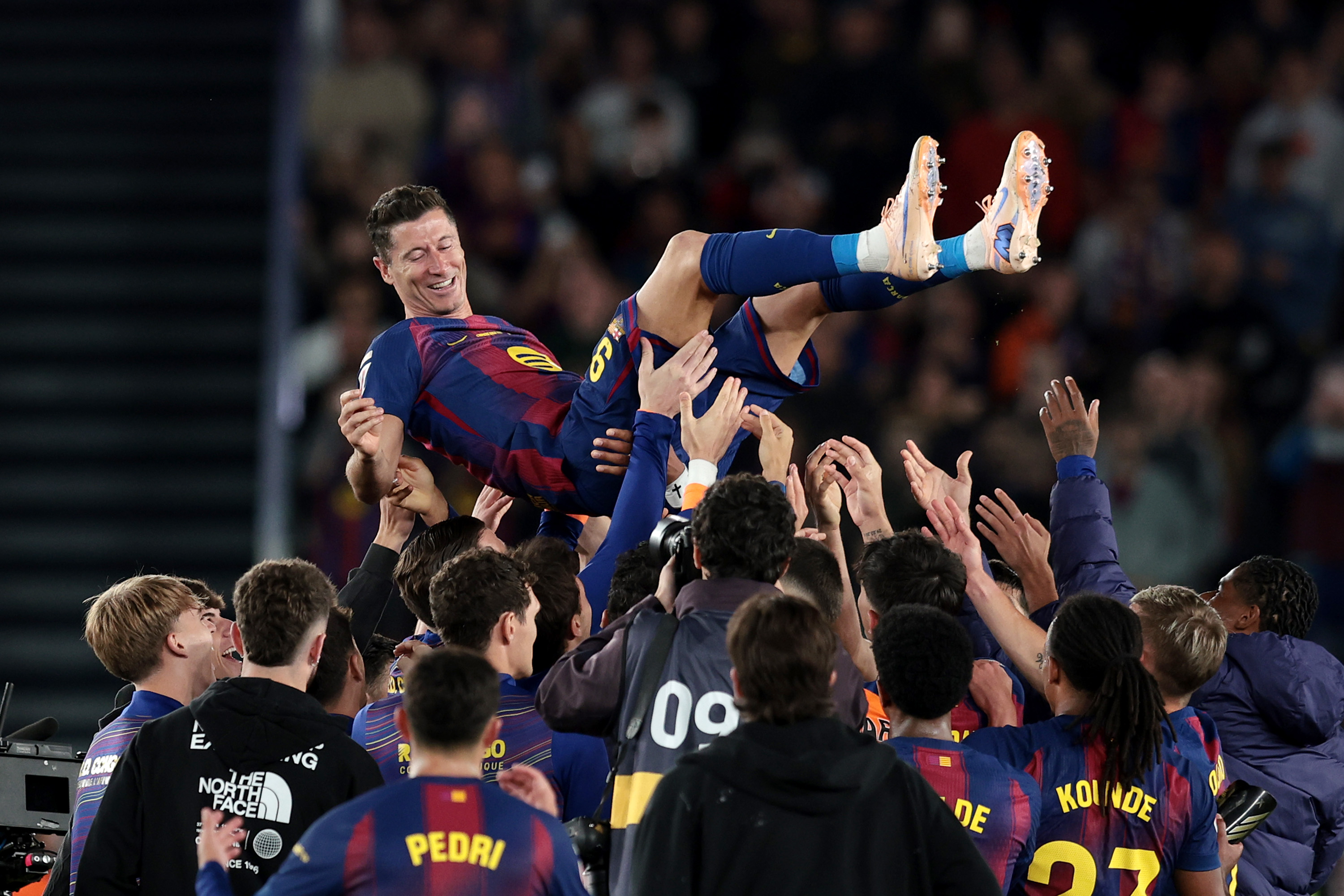 Barcelona Ukir Sejarah di Laga Terakhir Lewandowski