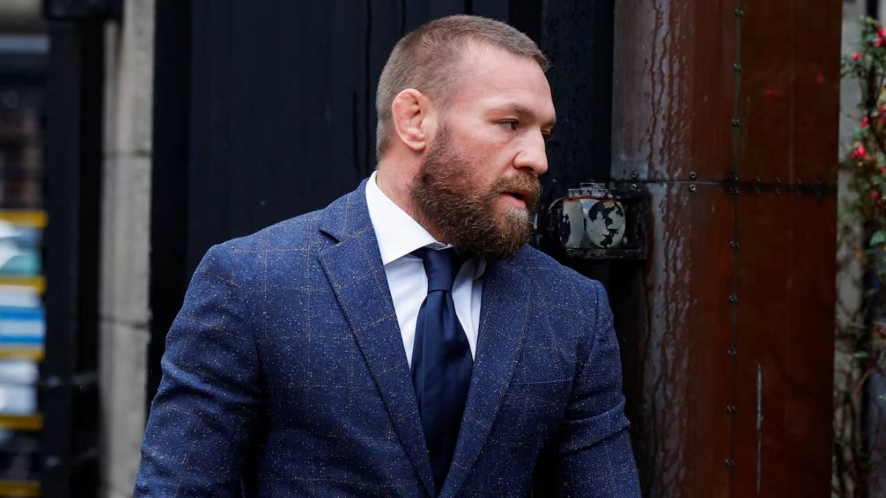 Conor McGregor Kembali ke UFC setelah Sembilan Tahun Penuh Masalah