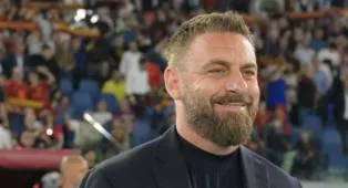 Daniele De Rossi Puji Dua Pemain Andalan: Vitinha Punya Jantung Luar Biasa