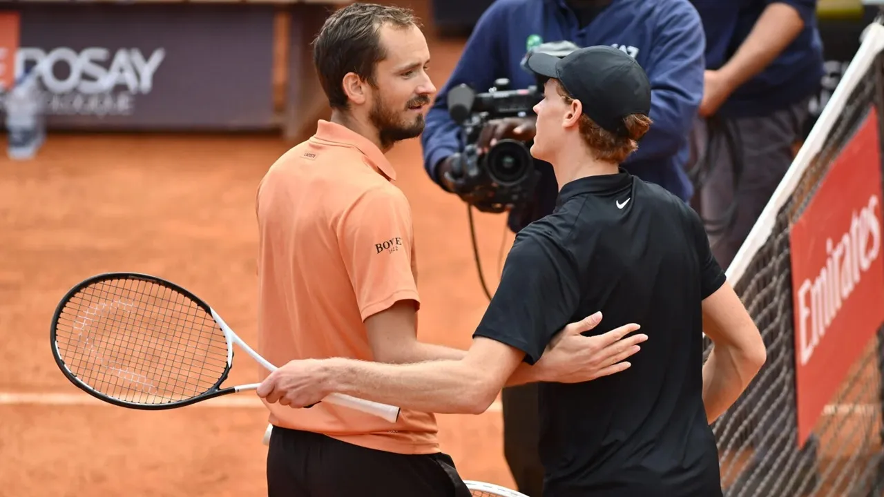 Daniil Medvedev Ungkap Kebenaran Mengejutkan Saat Hadapi Jannik Sinner Dan Carlos Alcaraz
