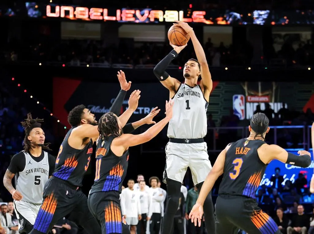 Duel Sengit Empat Tim Menuju Trofi Larry O’Brien Dimulai - sumber: (mainbasket)