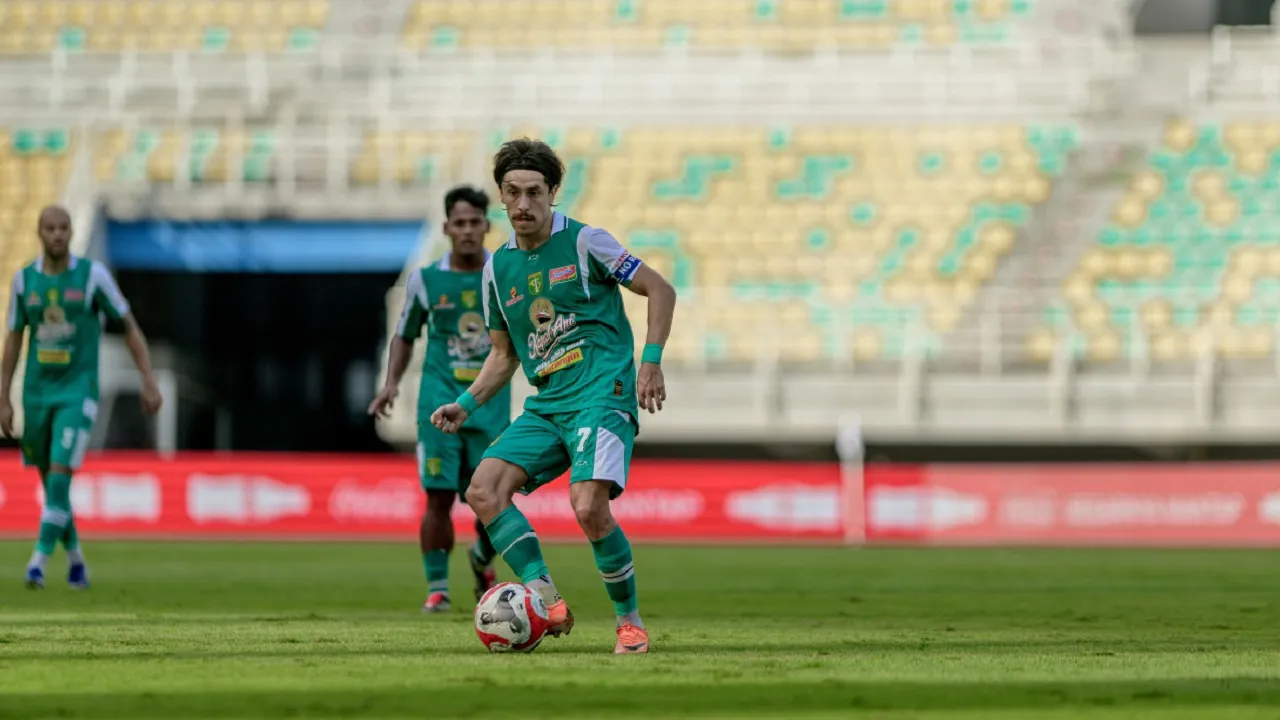 Gelandang Persebaya Surabaya, Francisco Rivera
