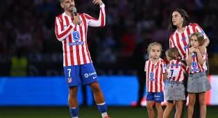 Griezmann Minta Maaf ke Fans Atletico atas Kepindahan ke Barca