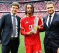Harry Kane Top Skor, Michael Olise Pemain Terbaik Bundesliga 2025/26