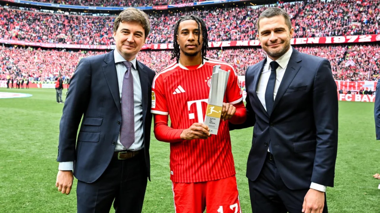 Harry Kane Top Skor, Michael Olise Pemain Terbaik Bundesliga 2025/26