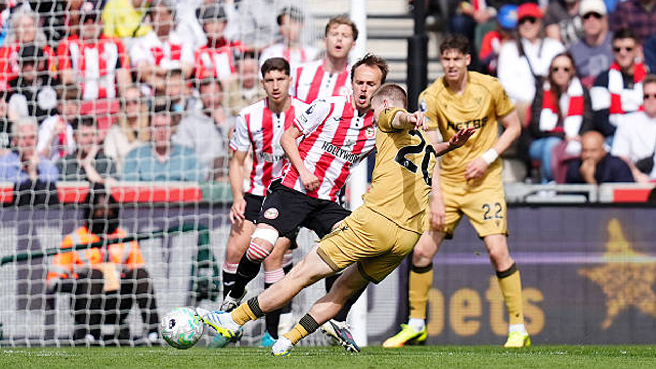Hasil Pertandingan Premier League: Brentford 2-2 Crystal Palace