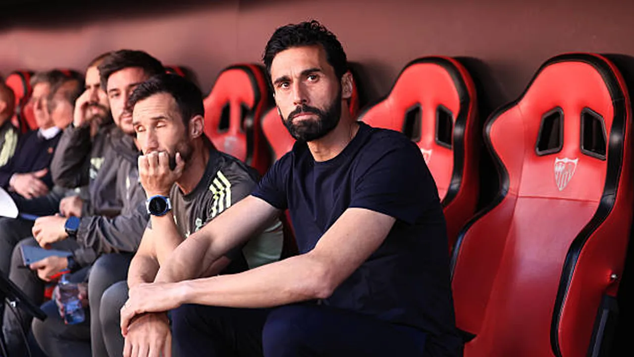 Jose Mourinho Diisukan ke Real Madrid, Alvaro Arbeloa Tetap Profesional