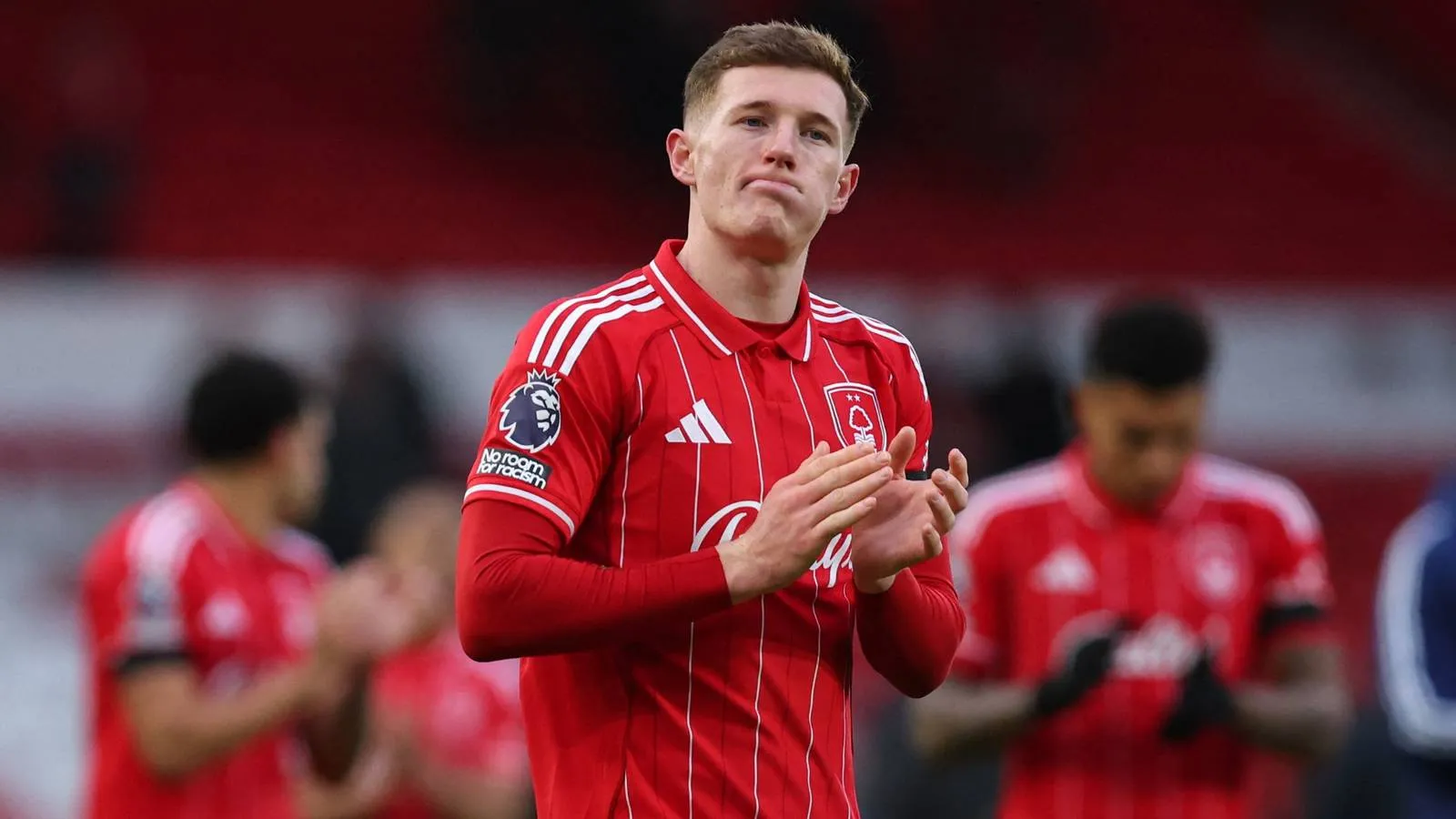 Man Utd Incar Bintang Nottingham Forest dengan Harga Lebih Murah - sumber: (givemesport)
