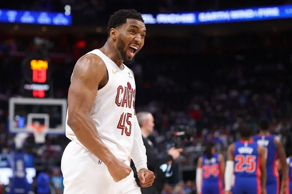 Mitchell Capai Final Wilayah Setelah 9 Musim di NBA - sumber: (mainbasket)