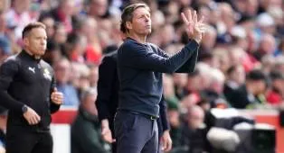 Oliver Glasner Kecewa Palace Kehilangan Fokus Saat Ditahan Brentford