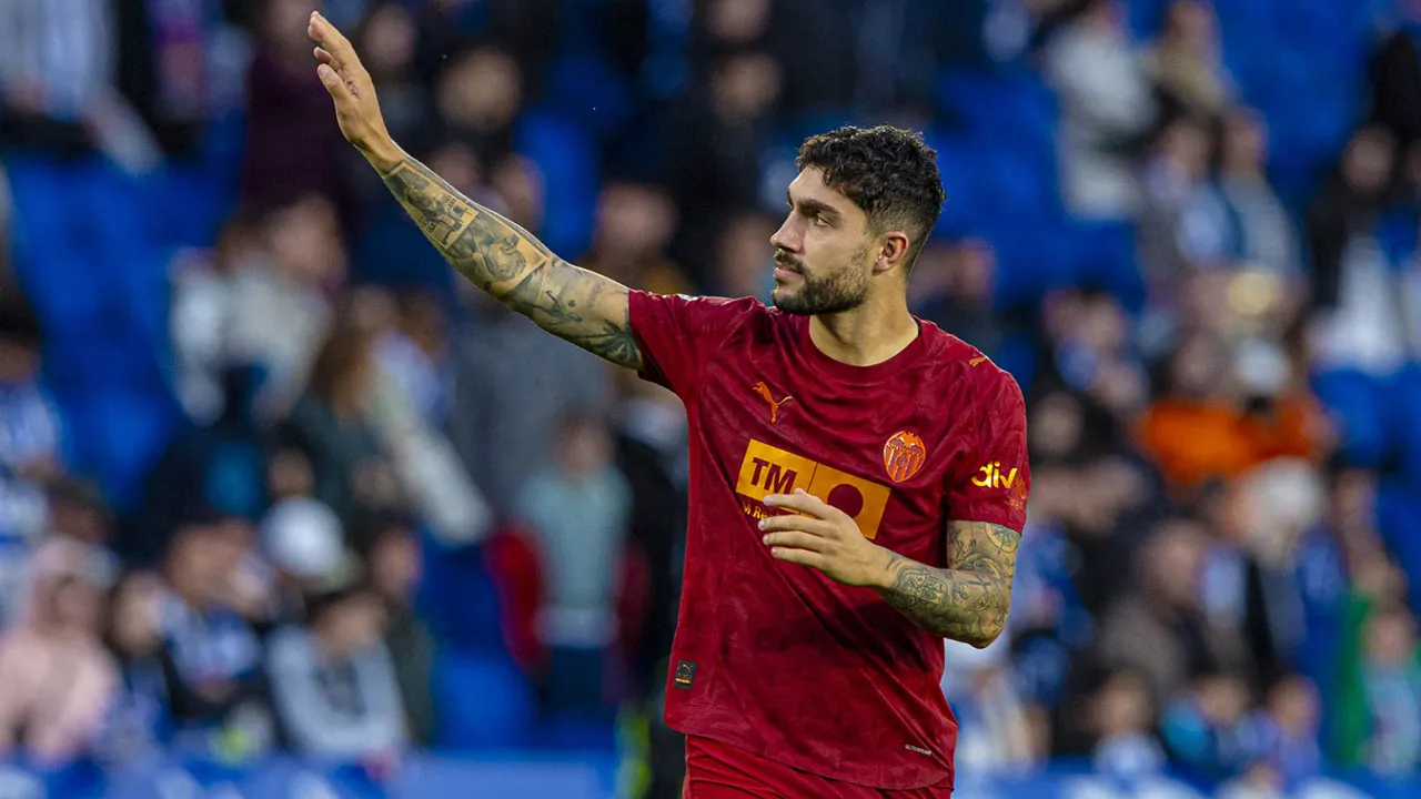 Unai Nunez Puji Semangat Juang Valencia Saat Kalahkan Real Sociedad