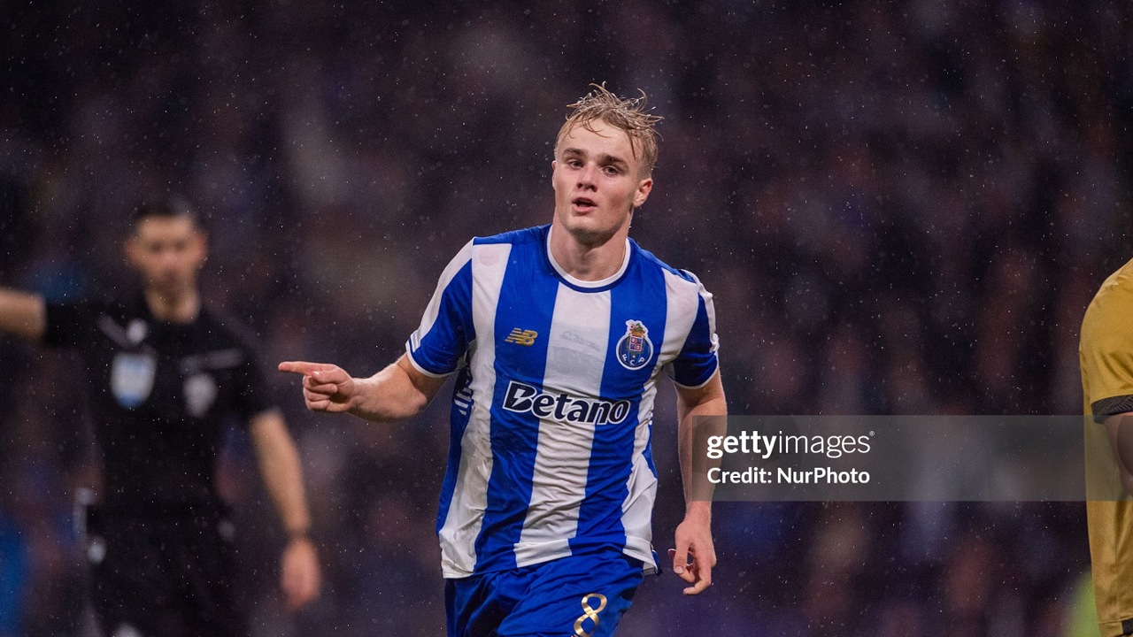 Victor Froholdt Buka Suara soal Minat Arsenal dan Liverpool