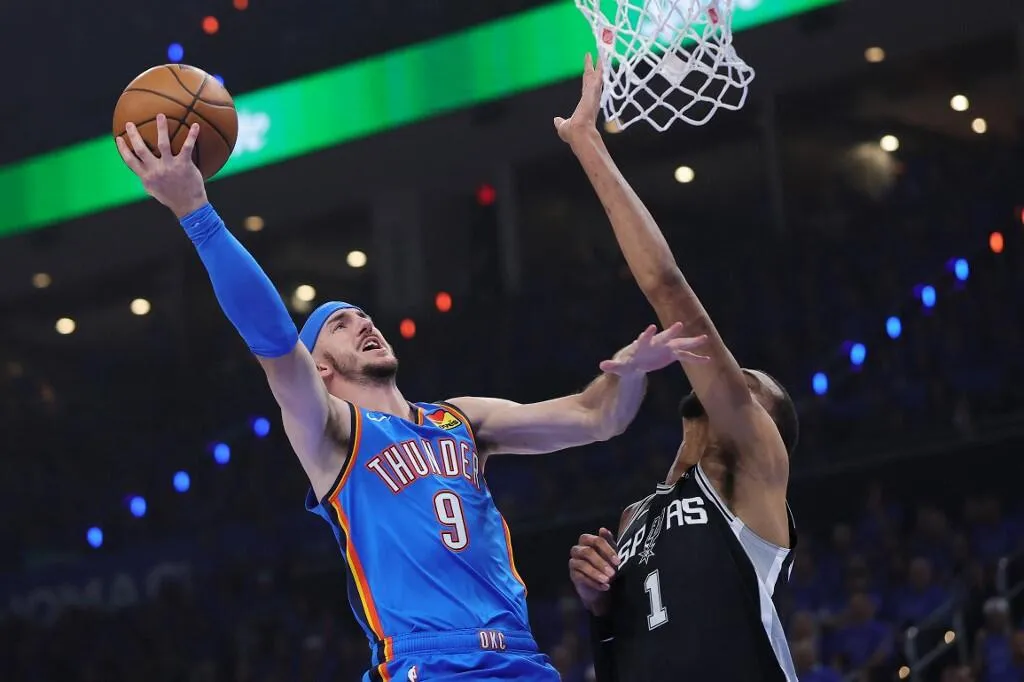 Alex Caruso Tampilkan Performa Gemilang di Gim 1 Thunder - sumber: (mainbasket)
