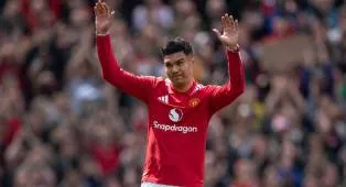 Casemiro Dapat Sebutan “Legenda” Usai Laga Terakhir di Old Trafford