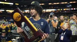 Elliot Cadeau Putuskan Kembali ke Michigan University