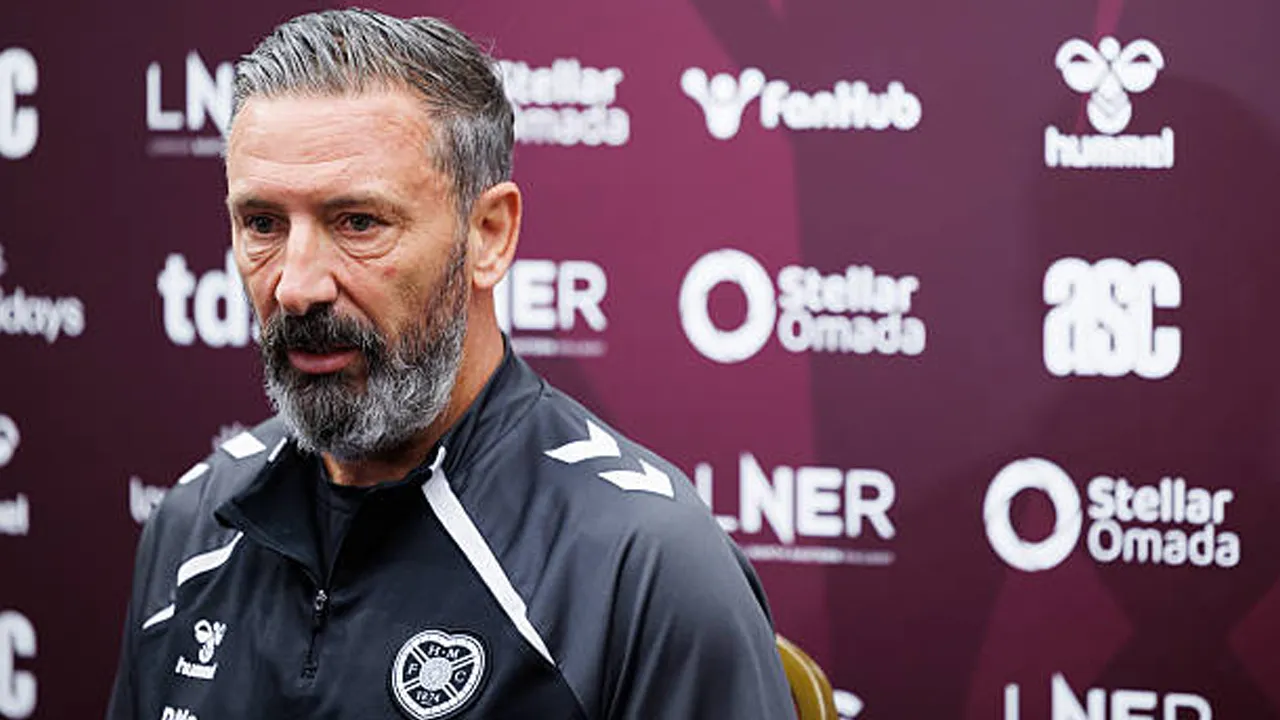 Gagal Juara, Derek McInnes Ingin Hearts Lebih Konsisten Bersaing