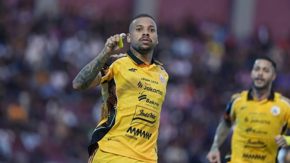 Gustavo Sanjung Kontribusi Rekan Setim dalam Kemenangan Tim - sumber: (ileagueid)