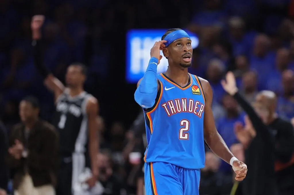 Shai Gilgeous-Alexander Akui Kesulitan Hadapi Spurs - sumber: (mainbasket)