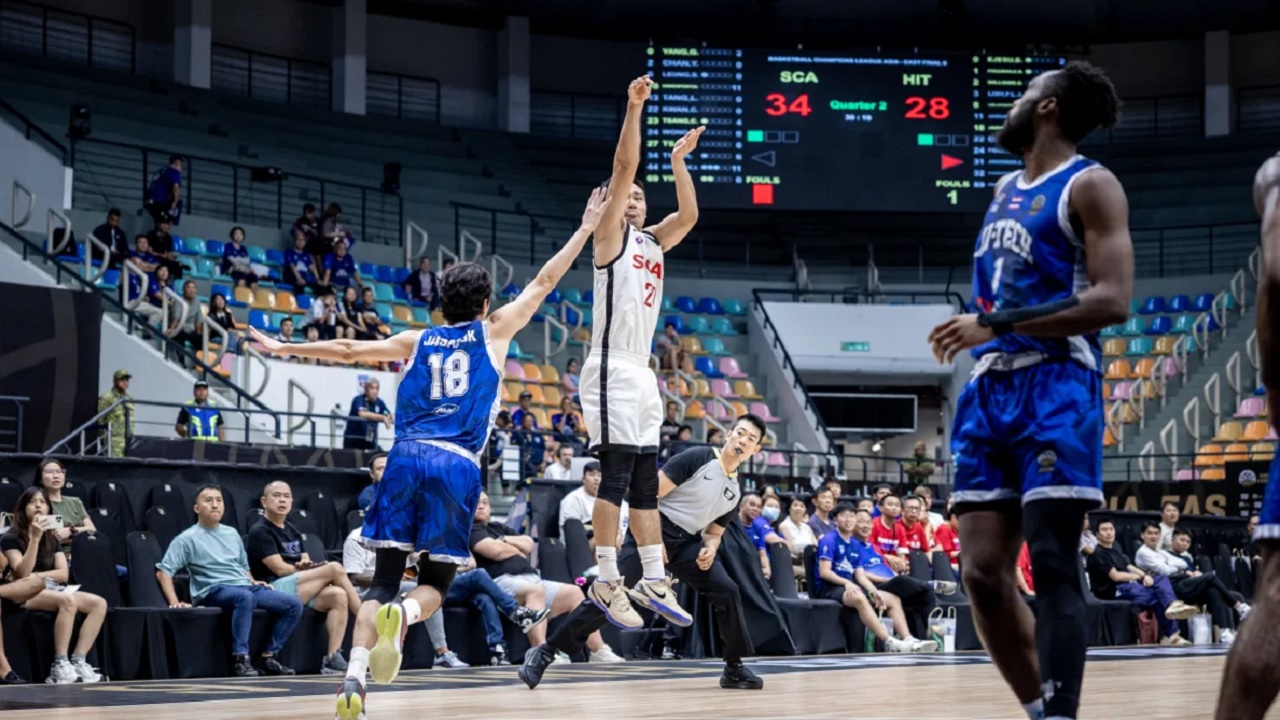 South China Athletic Menang Tipis Atas Hitech Basketball Club