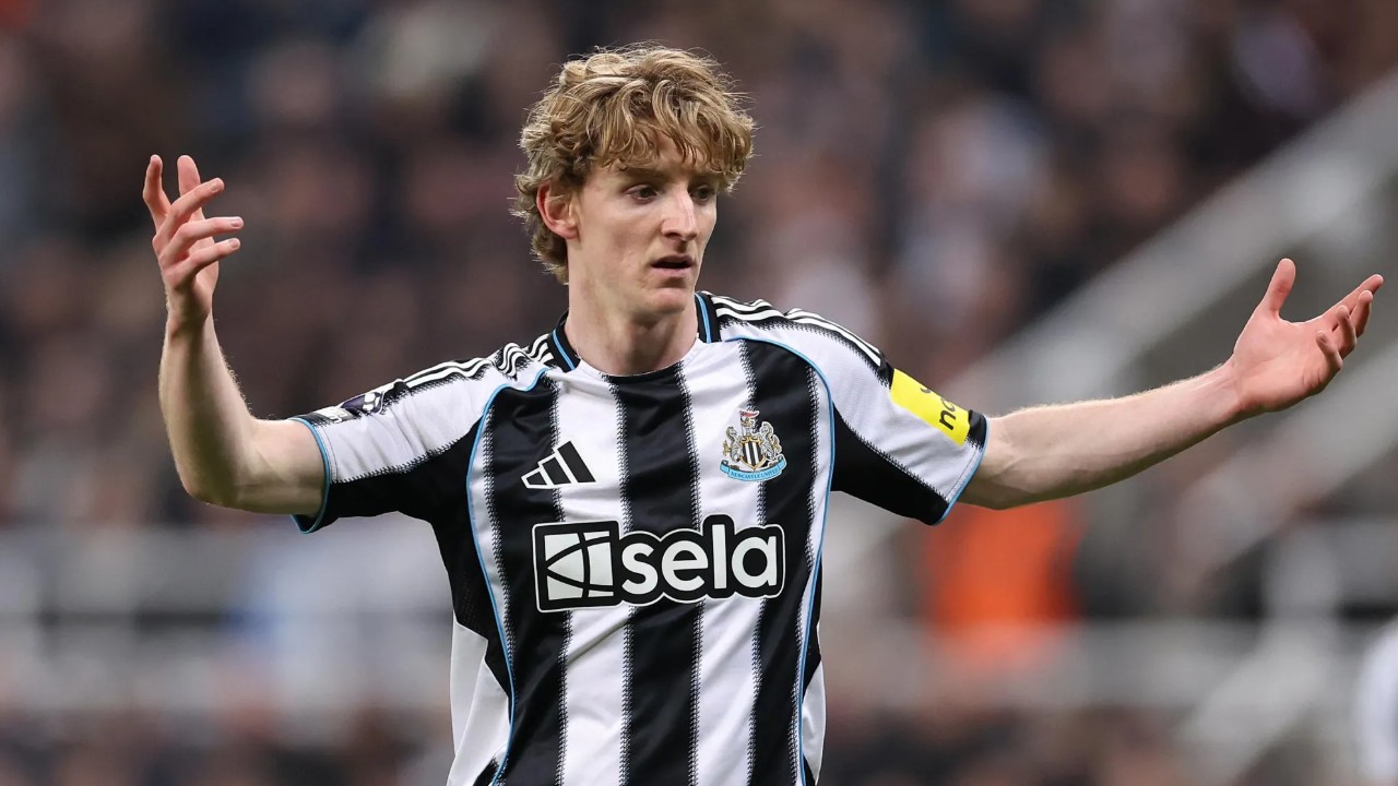 Sudah Punya Luis Diaz, Danny Murphy Terkejut Bayern Tertarik Boyong Gordon