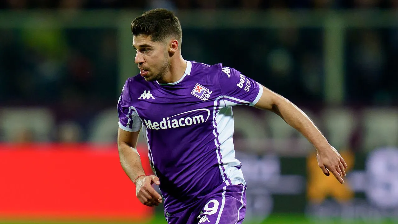 Tak Dipermanenkan Fiorentina, Nasib Manor Solomon di Spurs Abu-abu