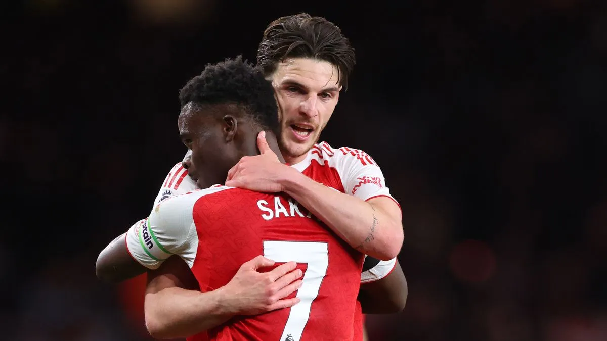 Arsenal Juara, Seragam Baru Ikuti Aturan Liga Inggris - sumber: (footballlondon)
