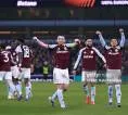 Aston Villa Bawa Semangat Juara 1982 Hadapi Freiburg